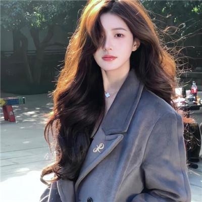 跟老板相亲后每天都在社死